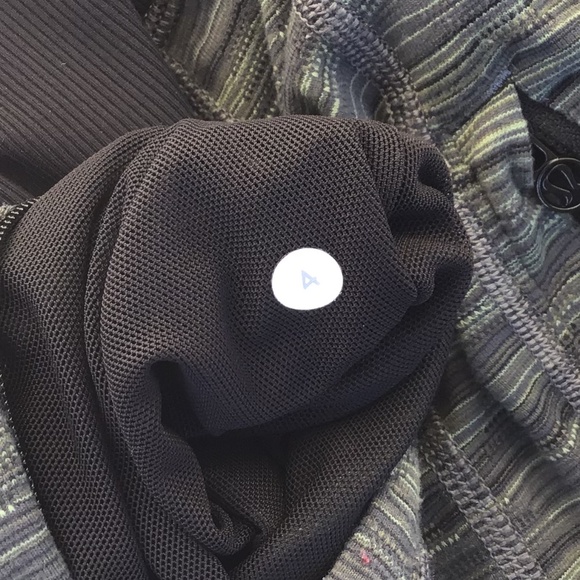 Lululemon Daily Practice Jacket - Picture 10 of 14